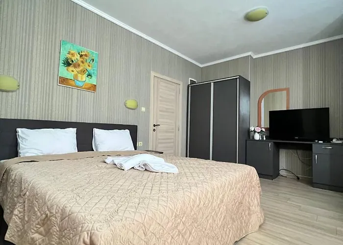 Hotell Family Complex Gallery - Sunny 3*