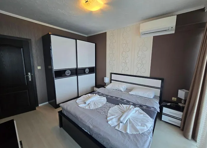 Family Complex Gallery - Sunny Hotell 3*