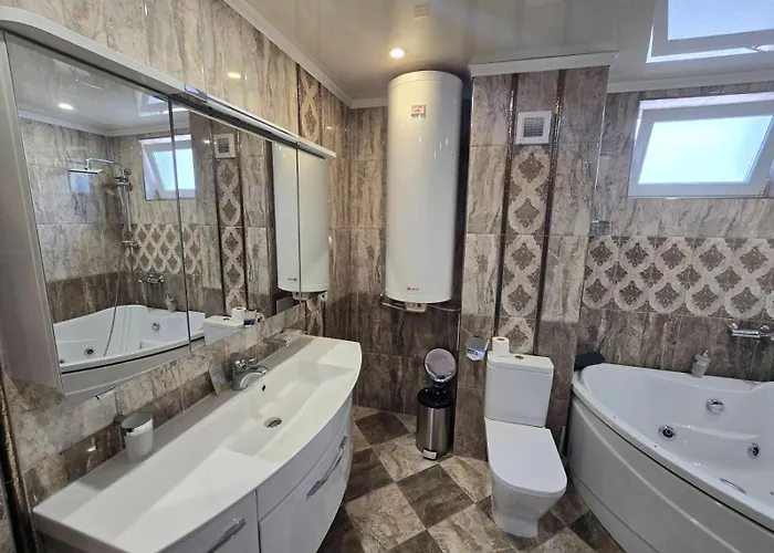 Family Complex Gallery - Sunny Napospart