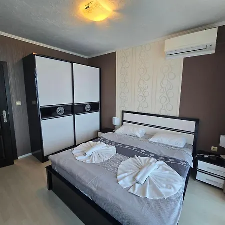 Family Complex Gallery - Sunny 酒店 3*