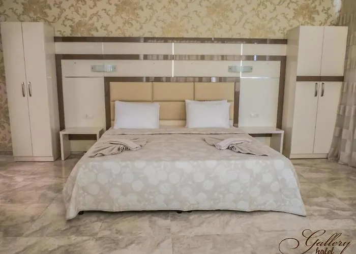 семеен галери Хотел 3*