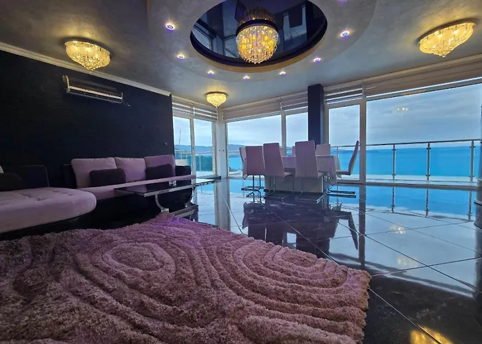 семеен галери 3*